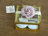 Μπομπονιέρα γάμου γυάλινο κουτάκι, σε χρώματα χρυσό, ασημί και ροζ χρυσό με τριαντάφυλλο & κουφέτα Χατζηγιαννάκη