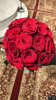 Στολισμός γάμου με λουλούδια σε κόκκινους, cappuccino και σάπιο μήλο χωματισμούς,