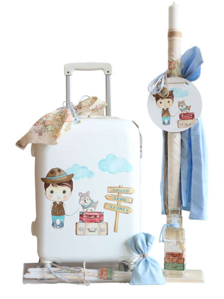 Τροχήλατη βαλίτσα ζωγραφισμένη στο χέρι με ασορτί λαμπάδα με θέμα το αγοράκι ταξίδι	