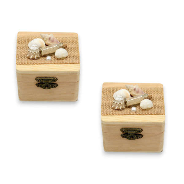 Μπομπονιέρα γάμου ξύλινο τετράγωνο κουτάκι με επένδυση από λινάτσα και διακοσμημένο με κοχύλια	