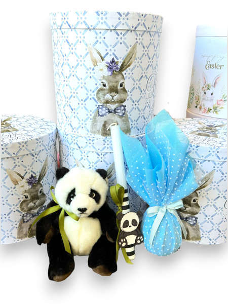 Πασχαλινή λαμπάδα απο αρωματικό κερί για αγόρια με λούτρινο panda της WWF