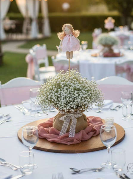 Centerpiece Βάπτισης με Γυψοφίλη &amp; Χειροποίητη Κούκλα